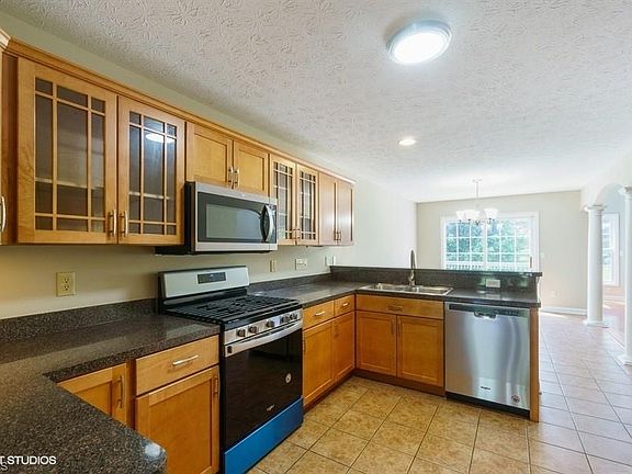 4th image of 4894 Highland Place Ct