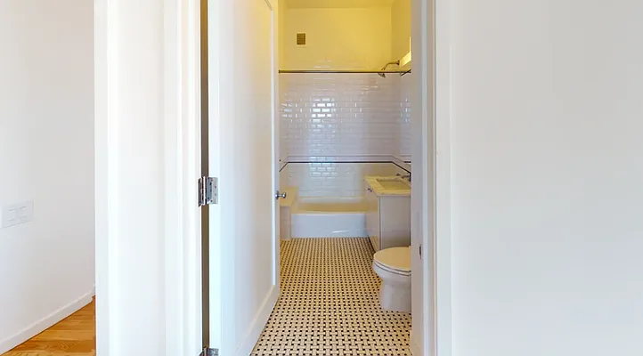 Rented by UDR | media 11