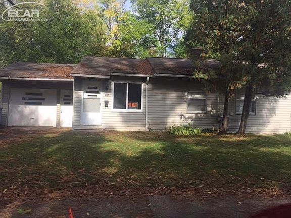 4th image of 669 Buena Vista St