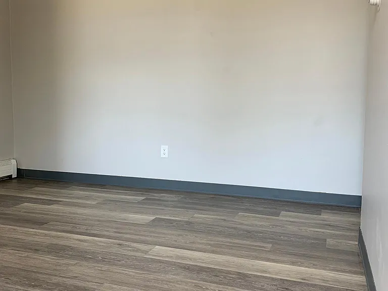 32 Chestnut St #27 — Photo 8