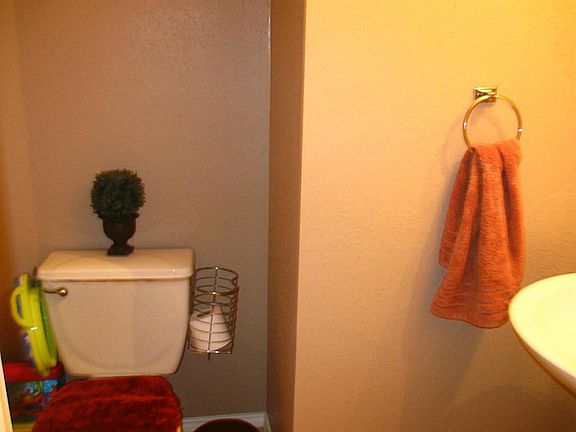 Powder Room next to Study/Extra Room