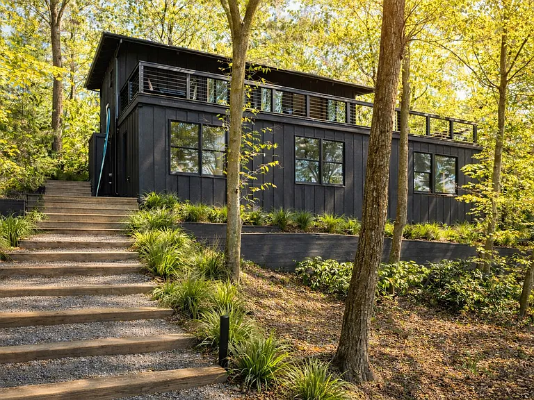 15 Lake View Ct — Photo 23
