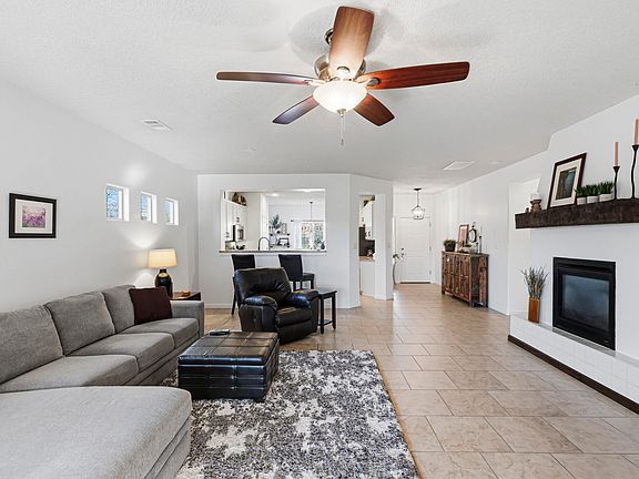 5th image of 229 Paseo Vista Loop NE