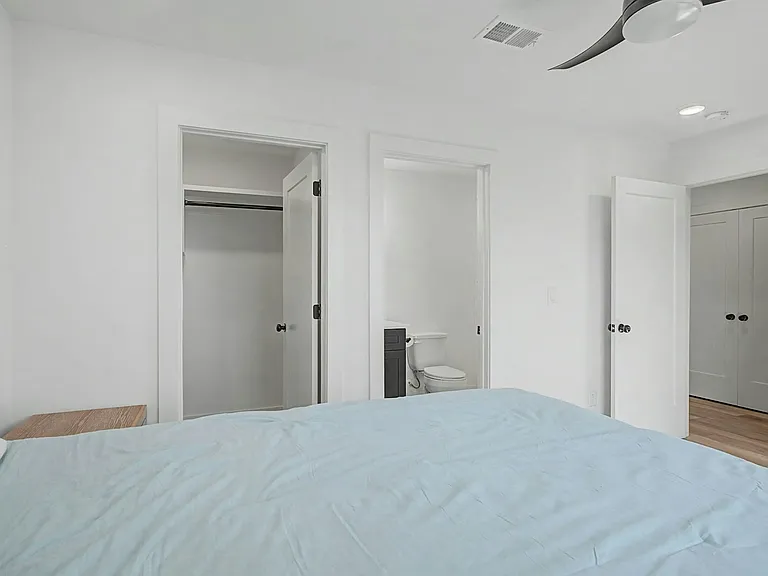 1241 N Avondale Cir #121 — Photo 13