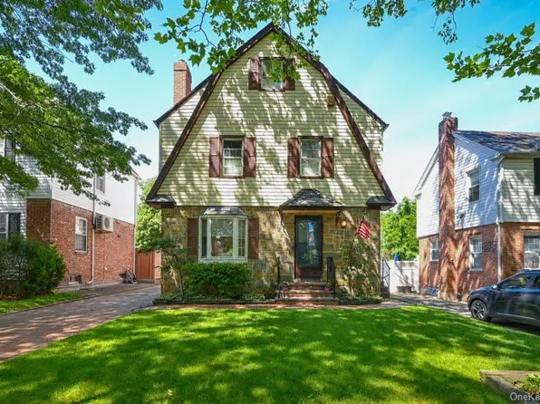 53-24 212th Street, Bayside, NY 11364