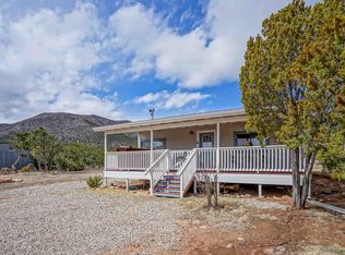 43 Living Water Rd, Edgewood, NM 87015
