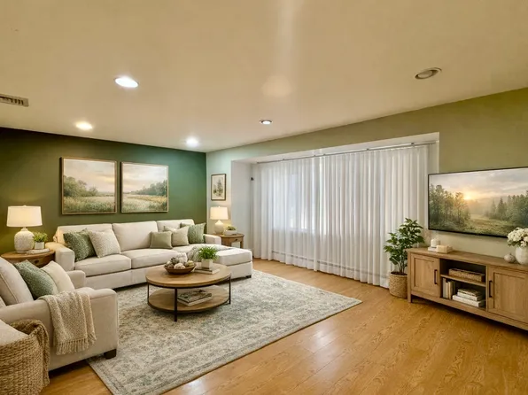 (undisclosed Address), Hicksville, NY 11801