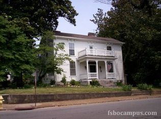 N High St, Sweetwater, TN 37874