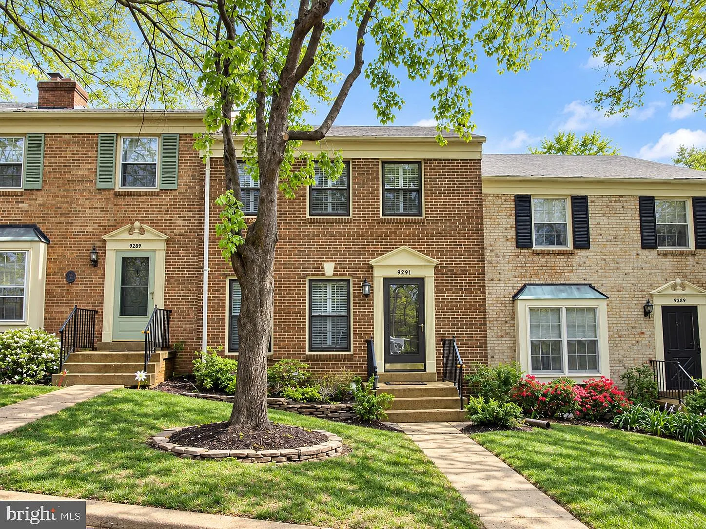 3 bed, 4.0 bath, 1890 sqft, $3,200 — Photo 1