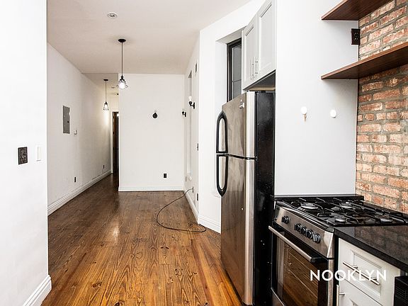 2nd image of 73 Jefferson St APT 1R