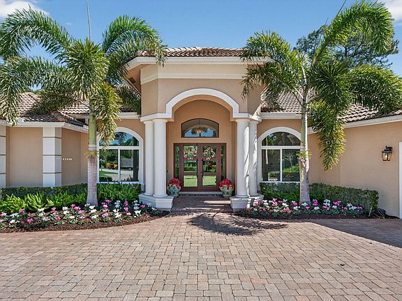 2nd image of 1848 Flagler Estates Drive