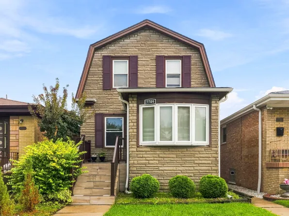 7709 W Addison St, Chicago, IL 60634