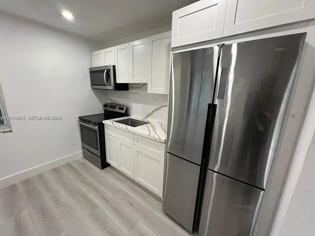 428 NW 97th St — Photo 4