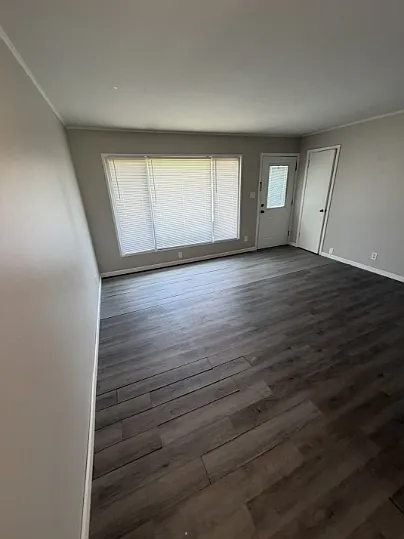 740 N University Blvd #2 — Photo 5