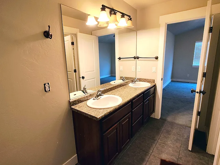 9012 S Quarry Stone Way — Photo 18