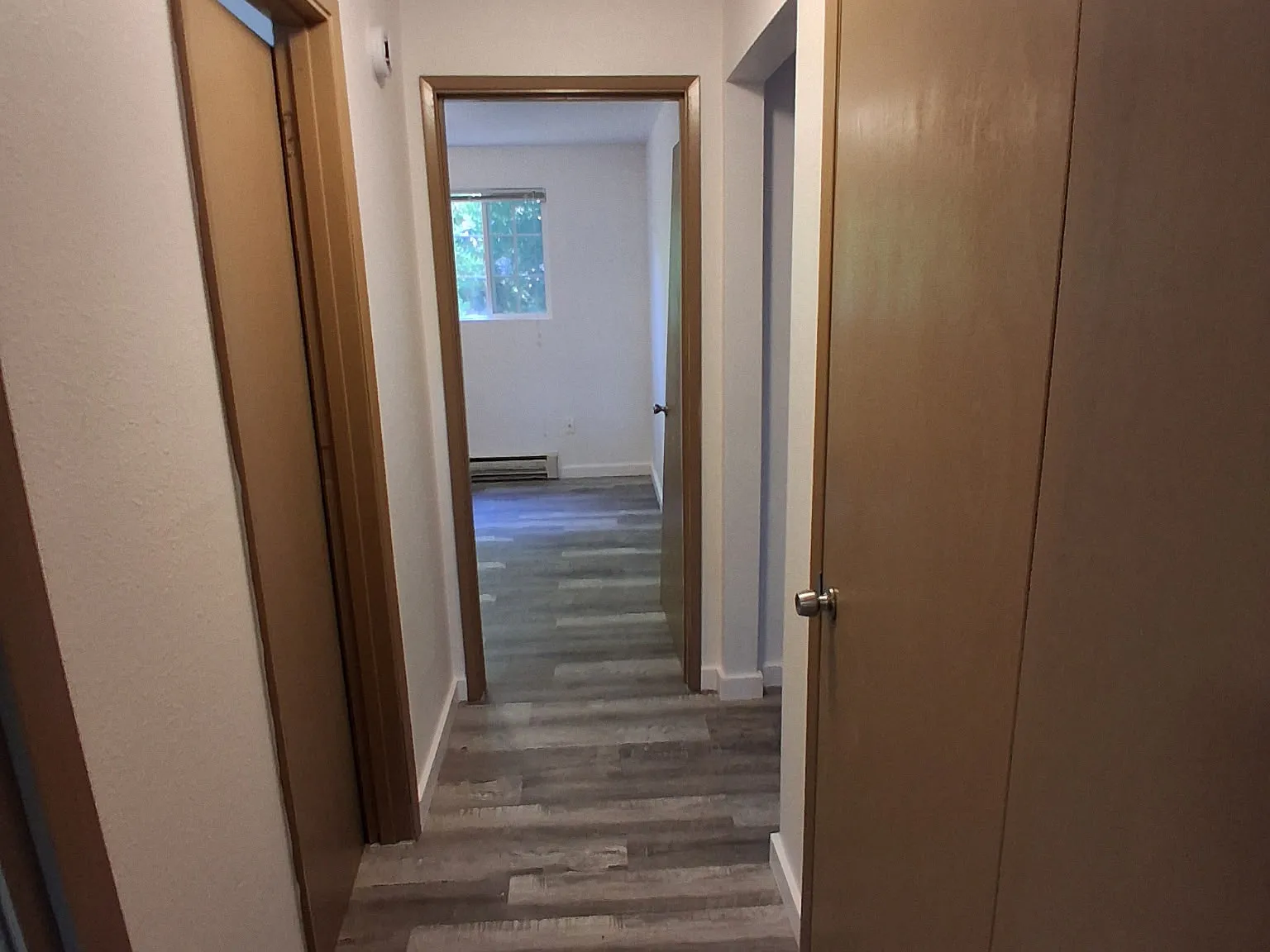 2250 Laurel St — Photo 4