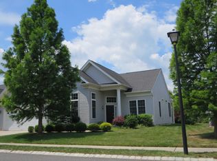 7 Julianne Ct, Freehold, NJ 07728