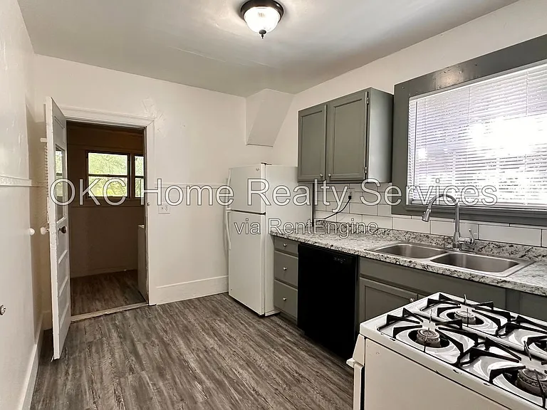 2316 NW 38th St — Photo 5