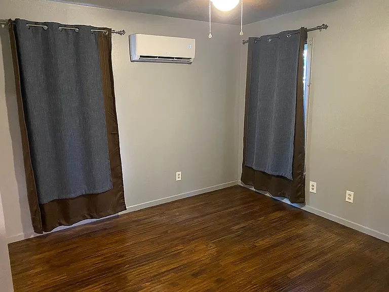 6343 Parkdale Dr — Photo 23