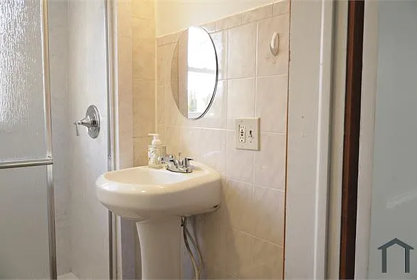 20 Perkins St #3 — Photo 3