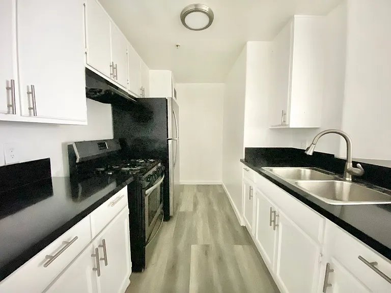 Rampart Village Villas — Photo 10