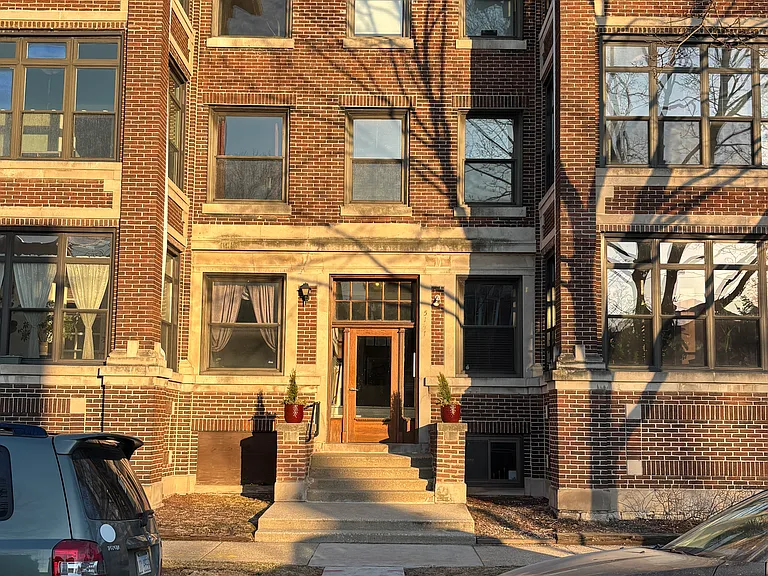 5141 S Ellis Ave #2 — Photo 8