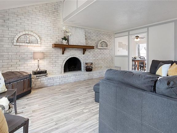 4th image of 37 Oak Cir