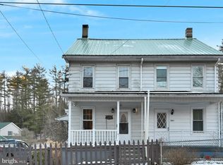 502 Forest Ln, Pottsville, PA 17901