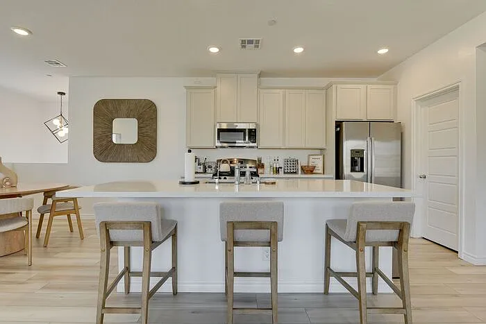 2 bed, 2.0 bath, 1448 sqft, $2,830 — Photo 1