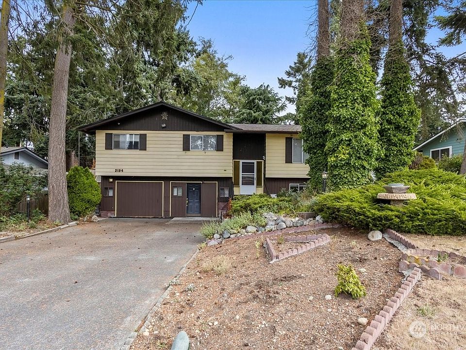 1st image of 2194 Crosswoods Circle