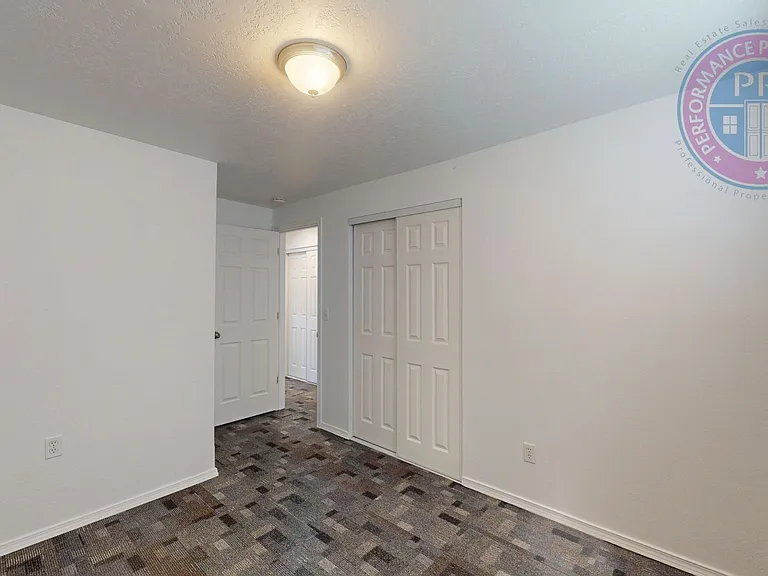18230 Seaman St — Photo 18