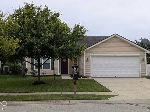 12501 Old Pond Rd, Noblesville, IN 46060