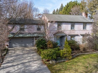 1001 Berkshire Rd, Grosse Pointe Park, MI, 48230