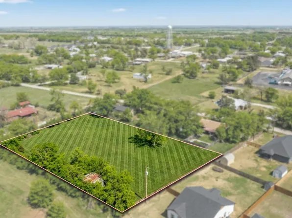 Pecan Ln, Tolar, TX 76476