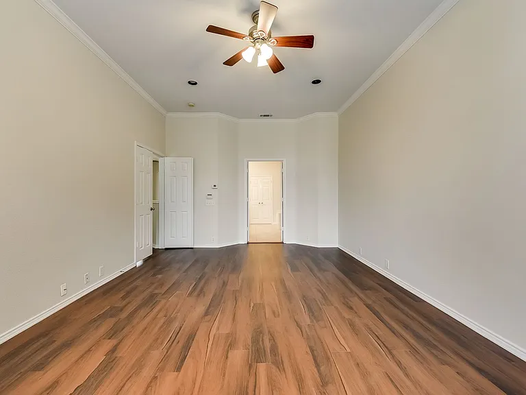 11066 Chanay Dr — Photo 9