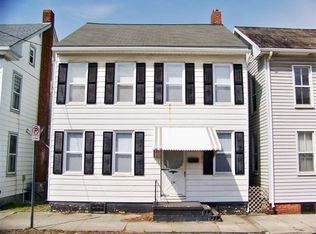 134 E Pleasant St, Hanover, PA 17331