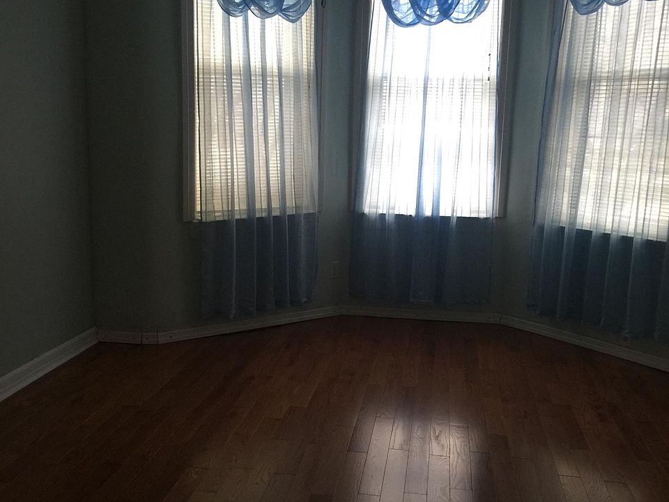 2nd image of 7216 62nd St #2