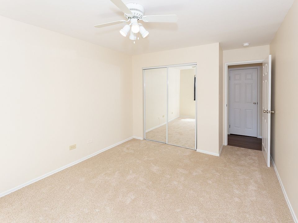 Great Closet Space