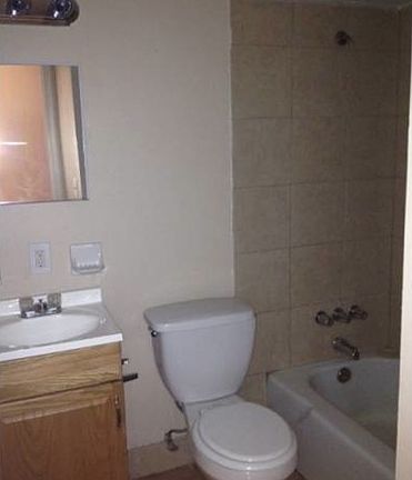 4th image of 1754 N Markley Ct