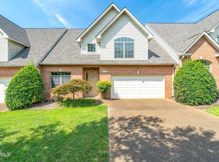 805 Racquet Club Way, Knoxville, TN 37923