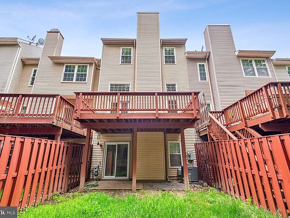 4th image of 8305 Southern Oaks Ct