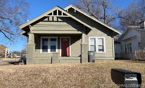 2nd image of 307 S Gillette Ave