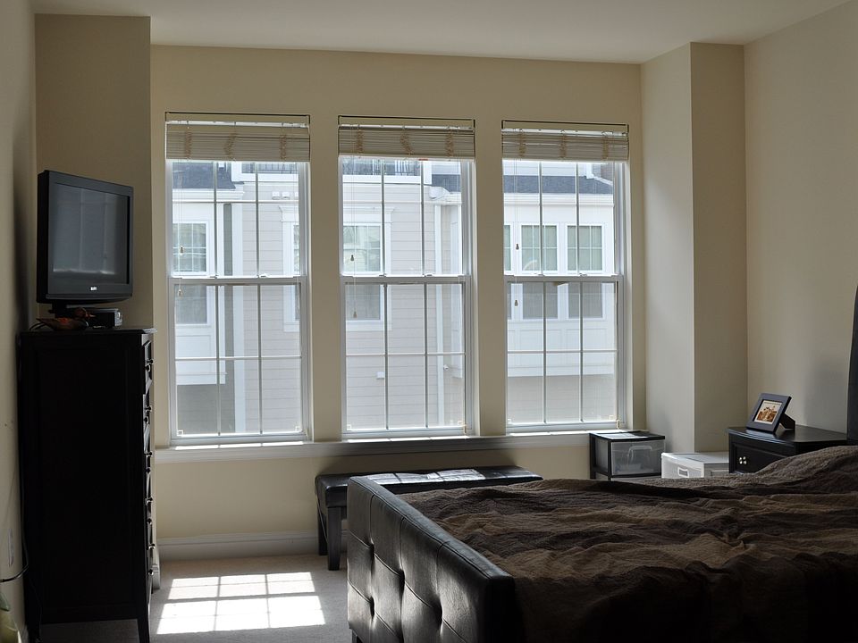 2nd image of 7670 Maple Lawn Blvd #1