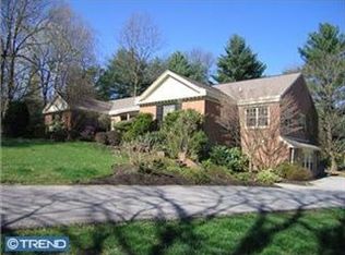 23 Fairview Dr, Wayne, PA 19087