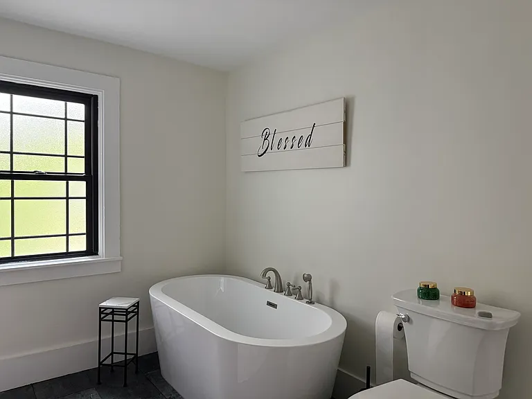 215 W Shawnee St — Photo 10