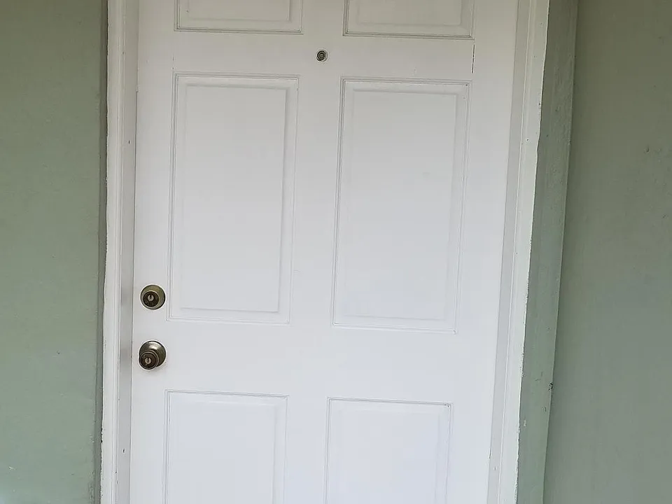 1996 SW 17th Ct