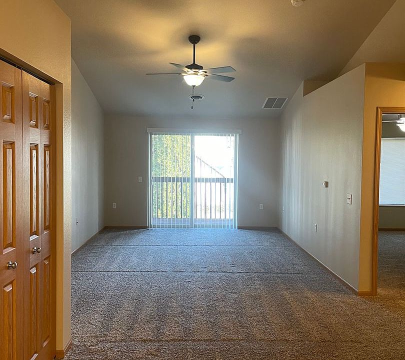 Jackson 315 Jackson St Beaver Dam WI Zillow