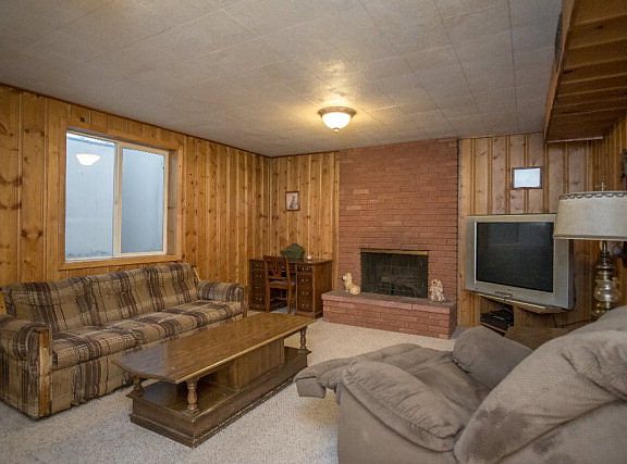 5th image of 1300 Bower Dr