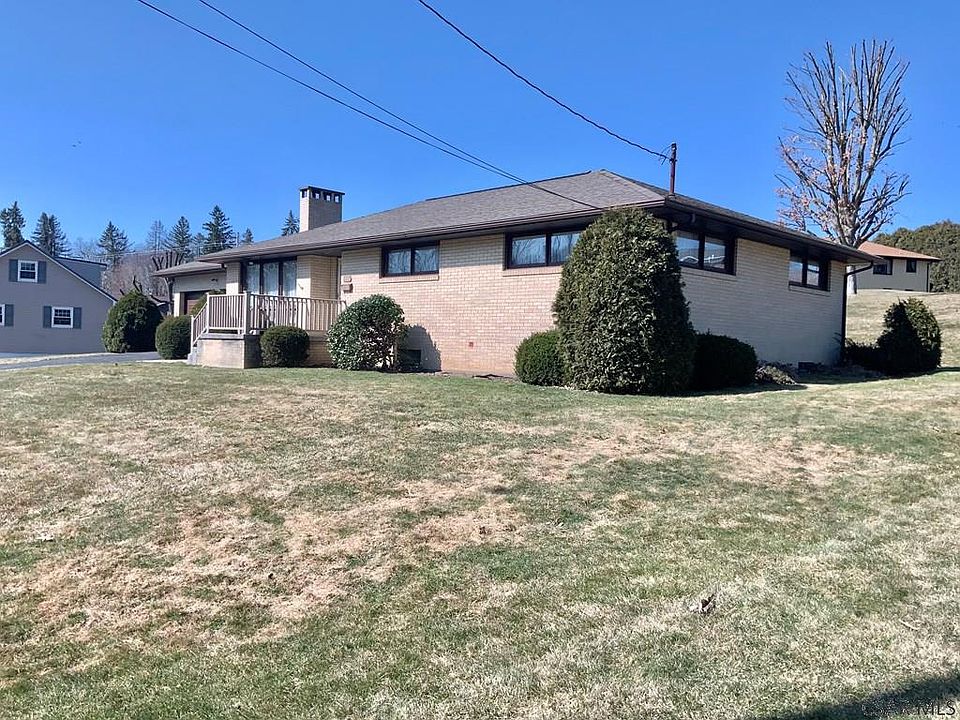 1024 Chippewa Rd, Johnstown, PA 15904 | Zillow