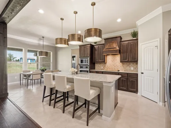 140 Heather Ln, Decatur, TX 76234